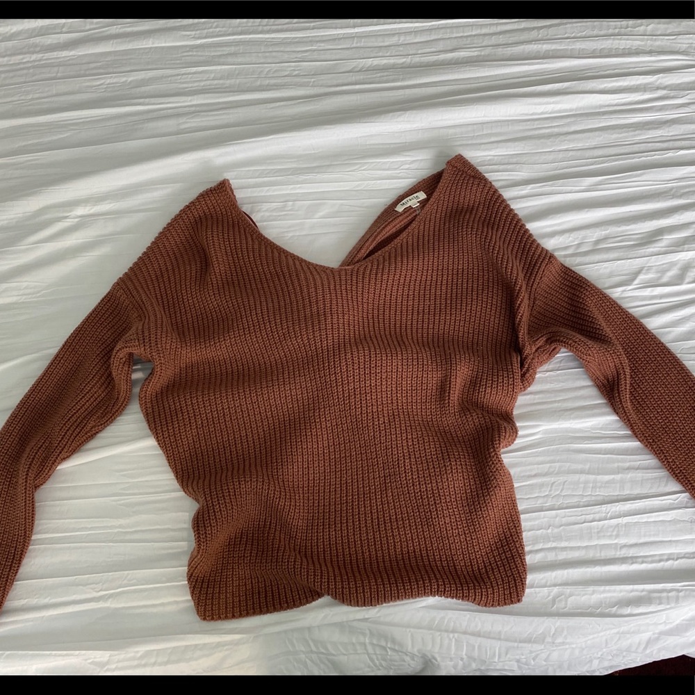 Cute bow sweater